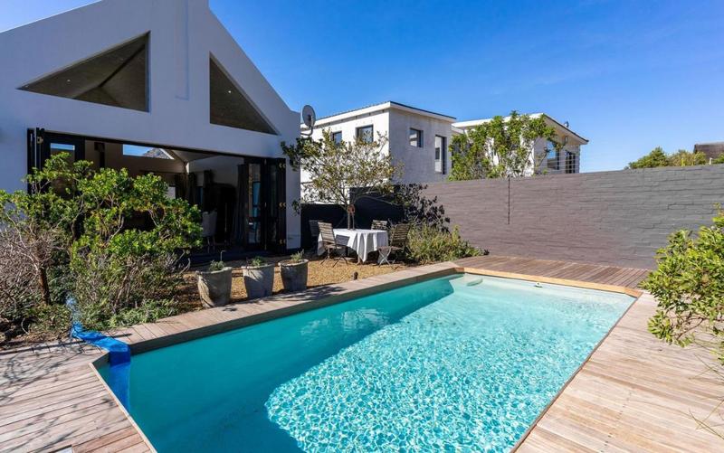 6 Bedroom Property for Sale in Hout Bay Western Cape